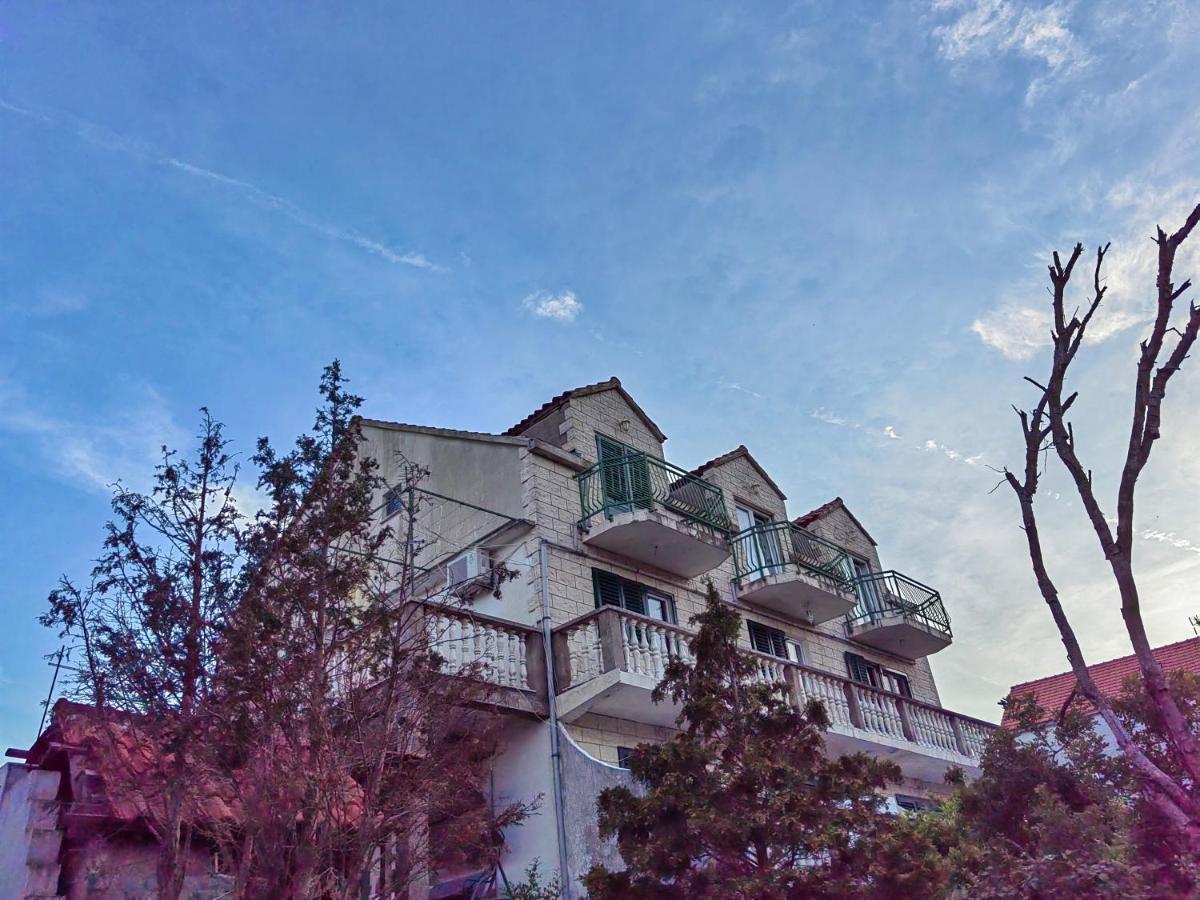 Apartments Vejo 科尔丘拉 外观 照片