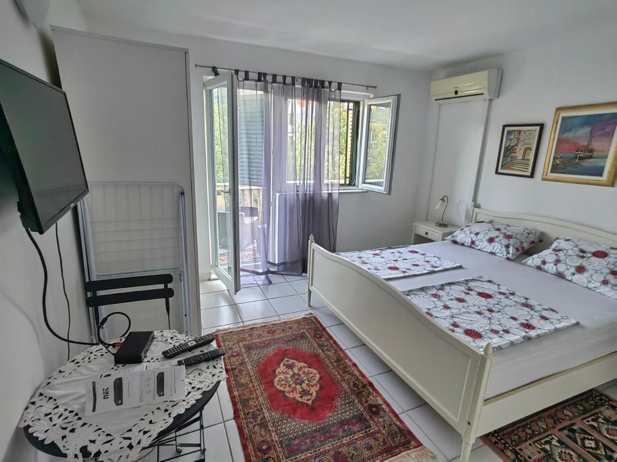 Apartments Vejo 科尔丘拉 外观 照片