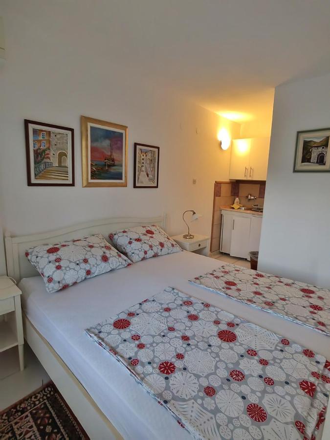 Apartments Vejo 科尔丘拉 外观 照片